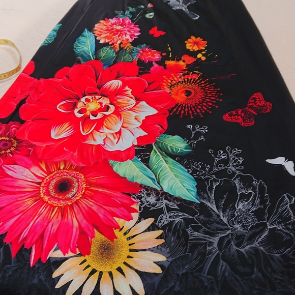 . Floral Maxi Dress various sizes.. - Picture 8 of 15